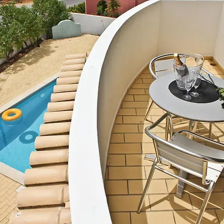 Guest house Thing 4*